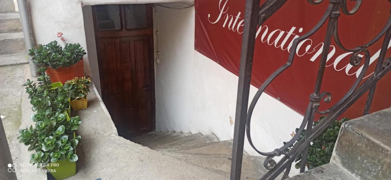Studio Pe Somes Cluj-Napoca Exterior foto